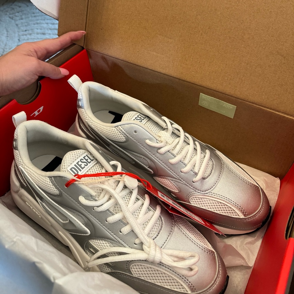 Diesel S-Serendipity Sport - Picture 2 of 5